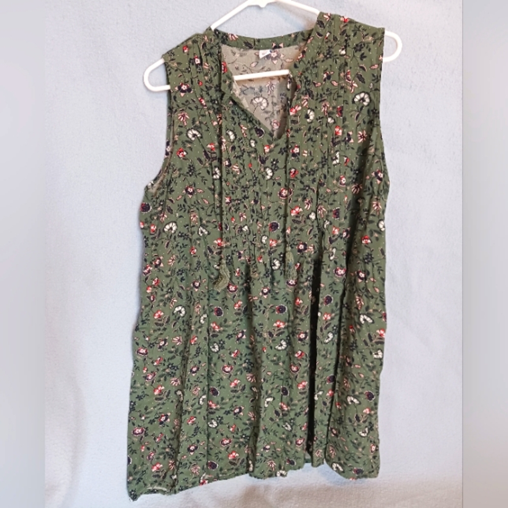 Old Navy Floral Shift Dress